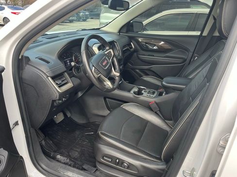 Used 2019 GMC Terrain Denali w/ Advanced Safety Package image 12