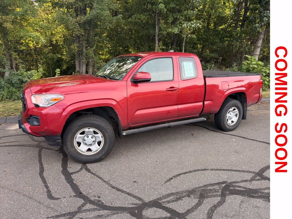 Used 2017 Toyota Tacoma SR w/ SR Convenience Package AWD/4WD image 1