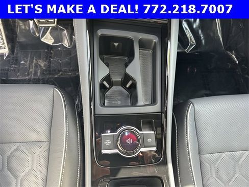 Certified 2026 Volkswagen Tiguan SEL R-Line image 19