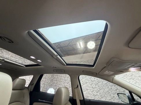 Used 2019 Buick Enclave Essence AWD/4WD image 10