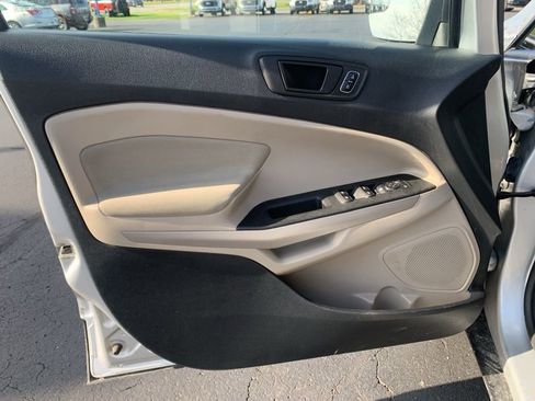 Used 2019 Ford EcoSport S image 20