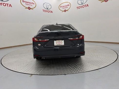 Used 2026 Toyota Camry SE FWD image 7