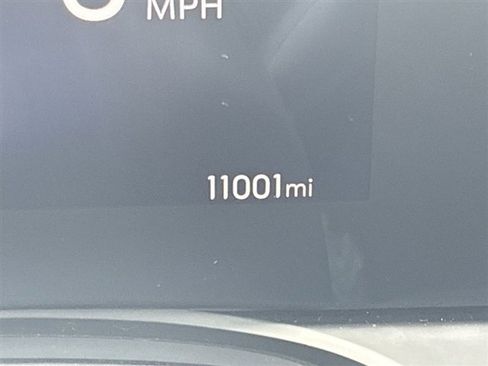 Used 2024 Buick Envista Avenir image 12