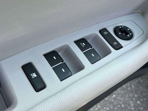 Used 2019 Hyundai Sonata SE image 18