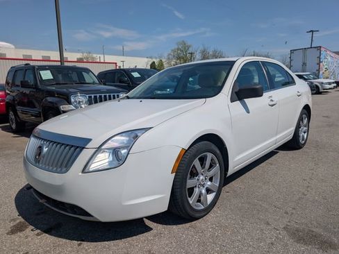 Used 2010 Mercury Milan Premier image 3