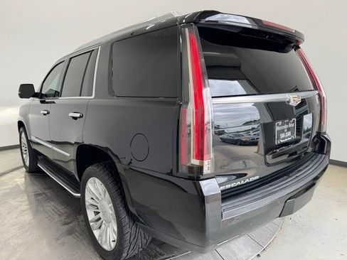 Used 2015 Cadillac Escalade Luxury RWD image 9