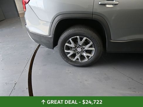 Used 2023 GMC Acadia SLT image 24