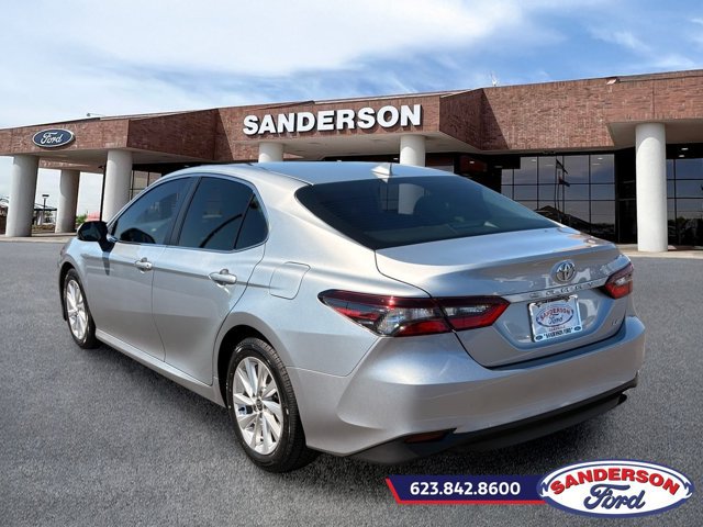 Used 2023 Toyota Camry LE FWD image 5