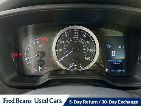 Used 2021 Toyota Corolla LE image 8