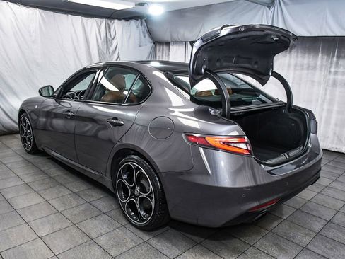 Used 2024 Alfa Romeo Giulia Ti AWD/4WD image 65