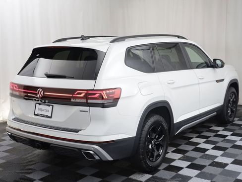 New 2026 Volkswagen Atlas Peak Edition image 20