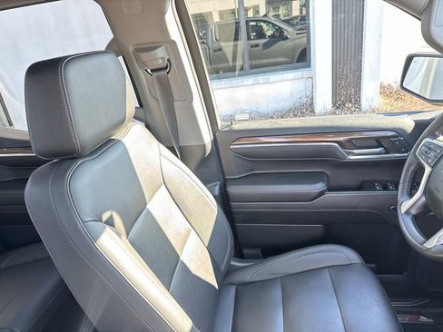 Used 2023 Chevrolet Silverado 1500 LT Trail Boss w/ LT Trail Boss Premium Package image 14