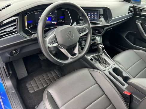 Used 2024 Volkswagen Jetta SE image 16