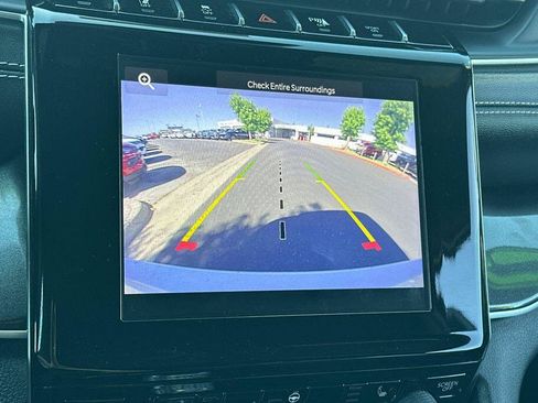 Used 2022 Jeep Grand Cherokee L Laredo RWD image 20