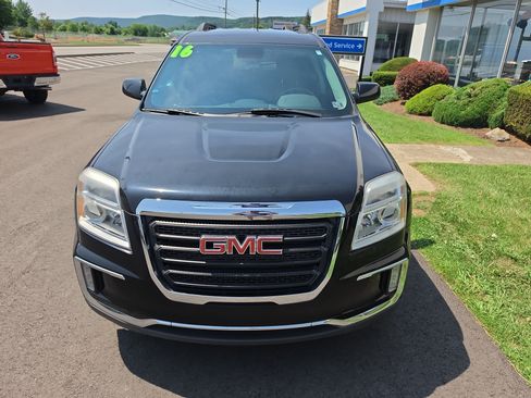 Used 2016 GMC Terrain SLE w/ Convenience Package AWD/4WD image 9