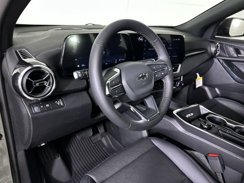 New 2026 Chevrolet Equinox LT w/ Convenience Package II image 45