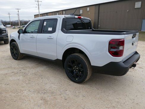 New 2026 Ford Maverick Lariat w/ Black Appearance Package AWD/4WD image 8
