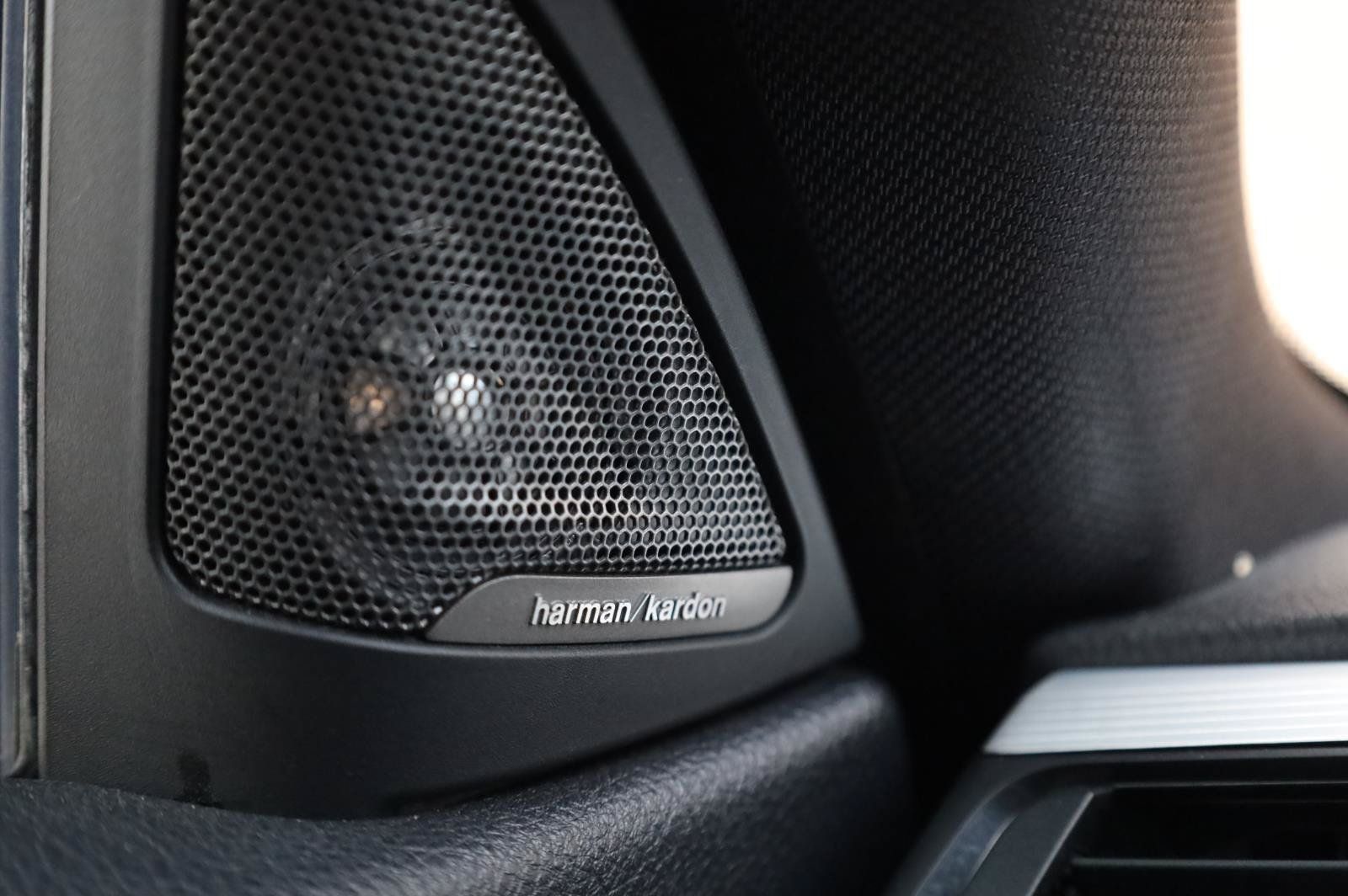 Used 2015 BMW M4 Coupe RWD image 36