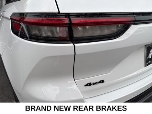 Used 2023 Jeep Grand Cherokee Altitude AWD/4WD image 35