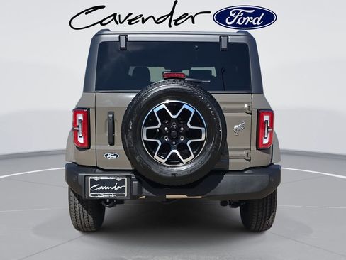 New 2026 Ford Bronco Outer Banks AWD/4WD image 13