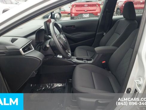 Used 2024 Toyota Corolla LE image 15