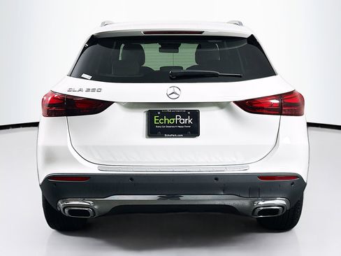 Used 2025 Mercedes-Benz GLA 250 image 7