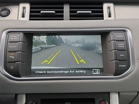 Used 2015 Land Rover Range Rover Evoque Pure Plus image 26