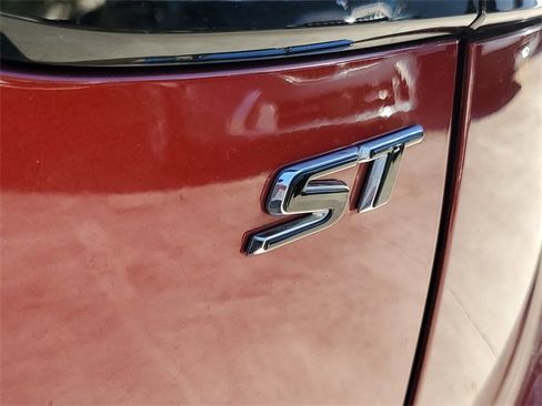 Certified 2021 Buick Envision Essence w/ Technology Package I image 8