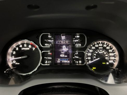 Used 2020 Toyota Tundra SR5 w/ TRD Off-Road Package image 12