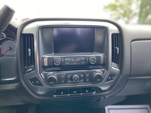 Used 2018 Chevrolet Silverado 1500 LT w/ All Star Edition AWD/4WD image 25