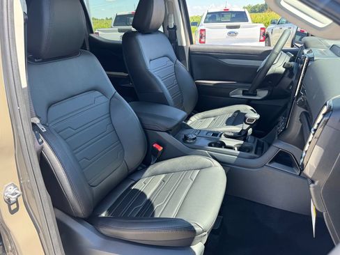 New 2026 Ford Ranger Lariat w/ Black Appearance Package AWD/4WD image 11