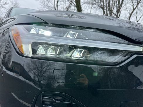 New 2026 Volvo XC60 B5 Plus w/ Protection Package Premier image 9