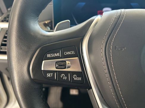 Used 2025 BMW X5 xDrive50e image 61