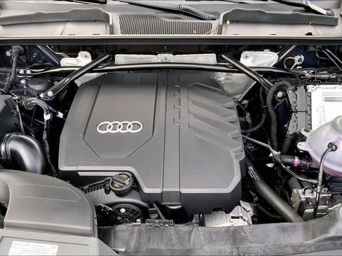 Used 2025 Audi Q5 Premium AWD/4WD image 10