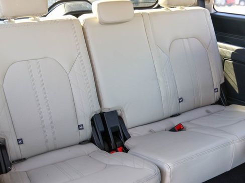 Used 2020 Ford Expedition Platinum image 24