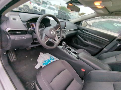 Used 2021 Nissan Altima 2.5 SV AWD/4WD image 7