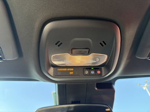 Certified 2025 Buick Envista Sport Touring w/ Convenience I Package image 20