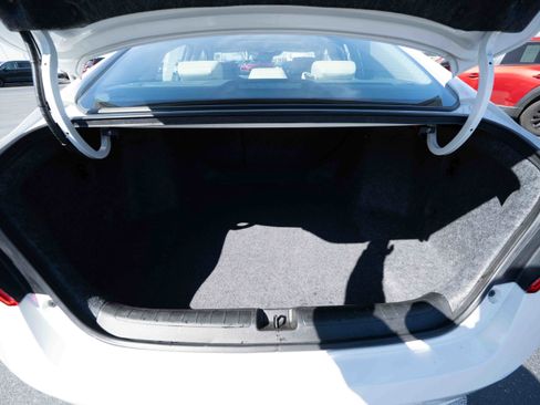 Used 2022 Honda Accord Touring image 27