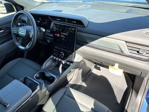 New 2026 GMC Terrain AT4 w/ LPO, Floor Liner Package image 29