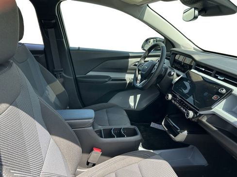 New 2027 Chevrolet Bolt LT w/ Comfort Package FWD image 17