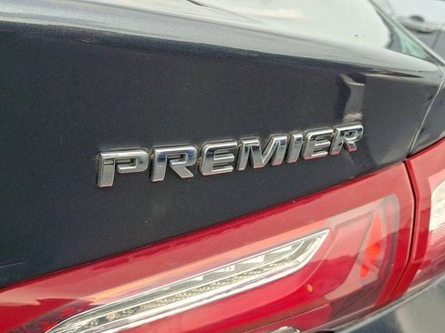 Used 2019 Chevrolet Malibu Premier w/ Sun and Wheel Package FWD image 8