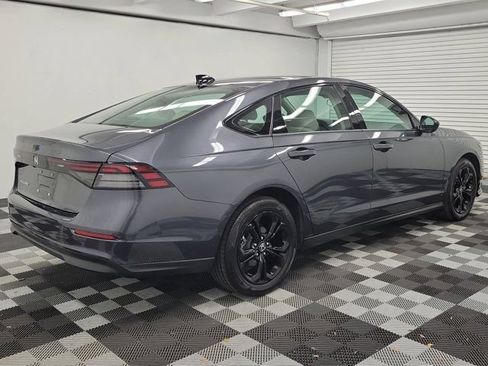 Used 2025 Honda Accord SE image 6