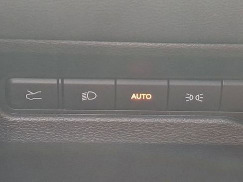 Used 2025 Dodge Charger R/T w/ Plus Group image 23