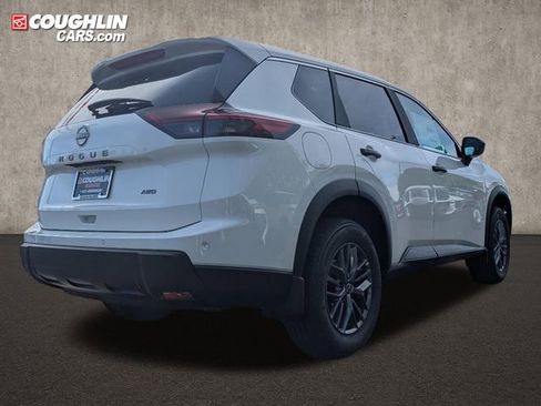 New 2026 Nissan Rogue S image 8