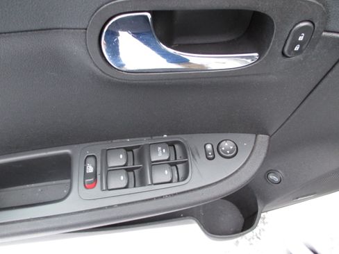 Used 2010 Chevrolet Malibu LT w/ Interface Package image 12