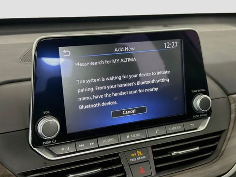 Used 2025 Nissan Altima 2.5 SV FWD image 22