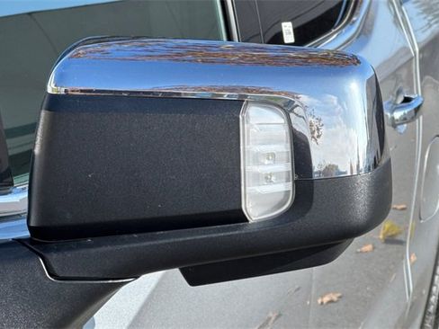 Used 2025 GMC Sierra 1500 SLT image 49