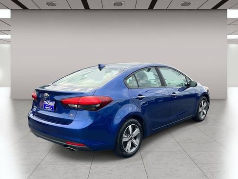 Used 2018 Kia Forte S w/ S Technology Plus Package FWD image 3