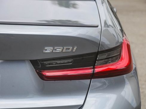 New 2026 BMW 330i Sedan w/ M Sport Package RWD image 7