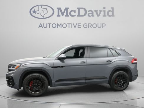 Used 2020 Volkswagen Atlas Cross Sport SEL R-Line FWD image 5